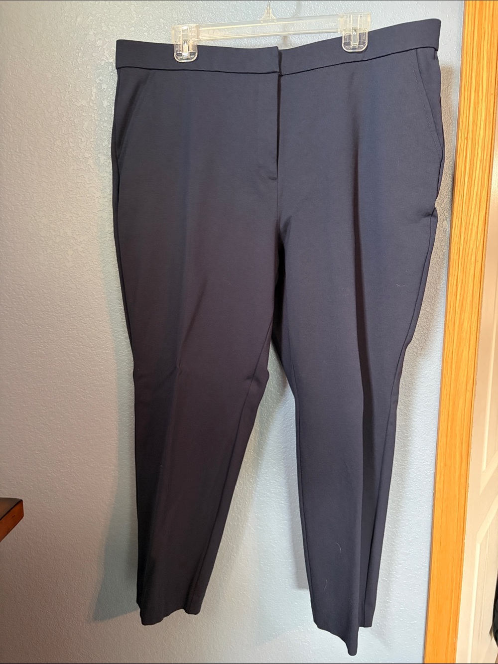Banana Republic Women’s  Navy Dress Pants size 18
